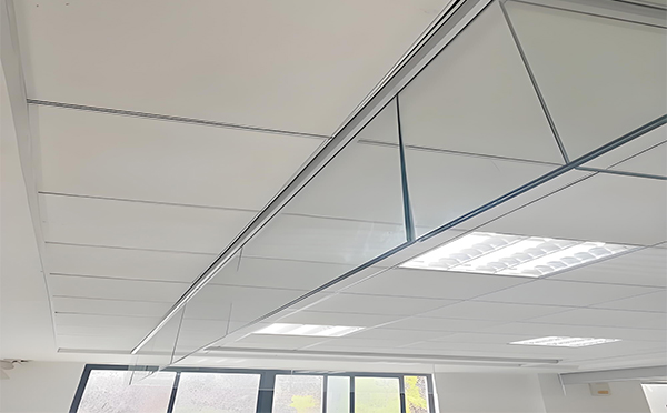 柞水玻璃挡烟垂壁