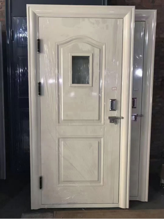 柞水学校教室门 柞水学校教室门