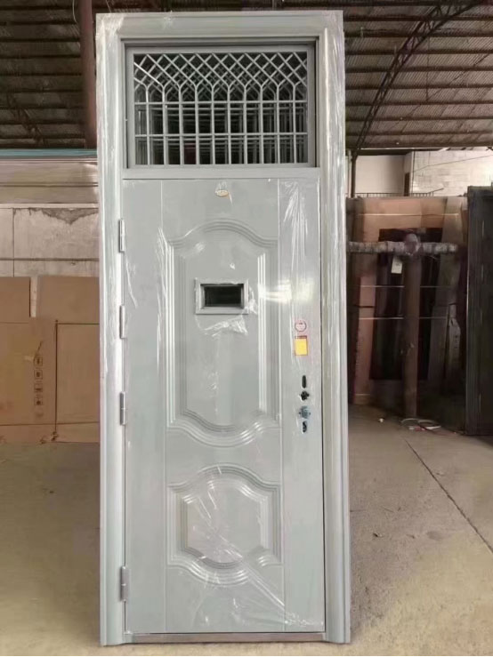 柞水学校教室门 柞水学校教室门