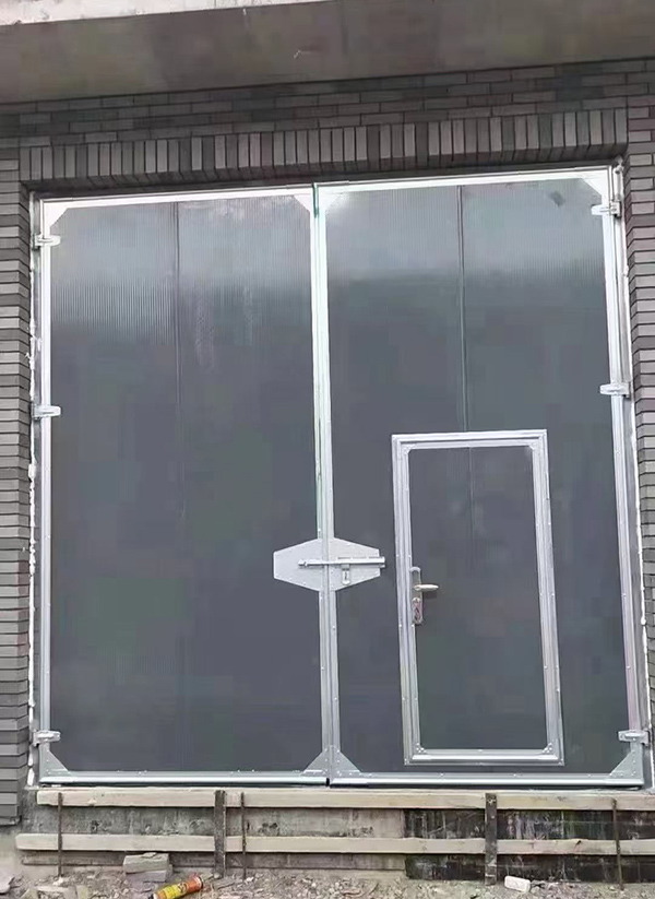 柞水工业平开门在大型设备制造车间的应用实例