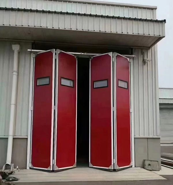 柞水工业折叠门在大型装配车间出入口的应用实例